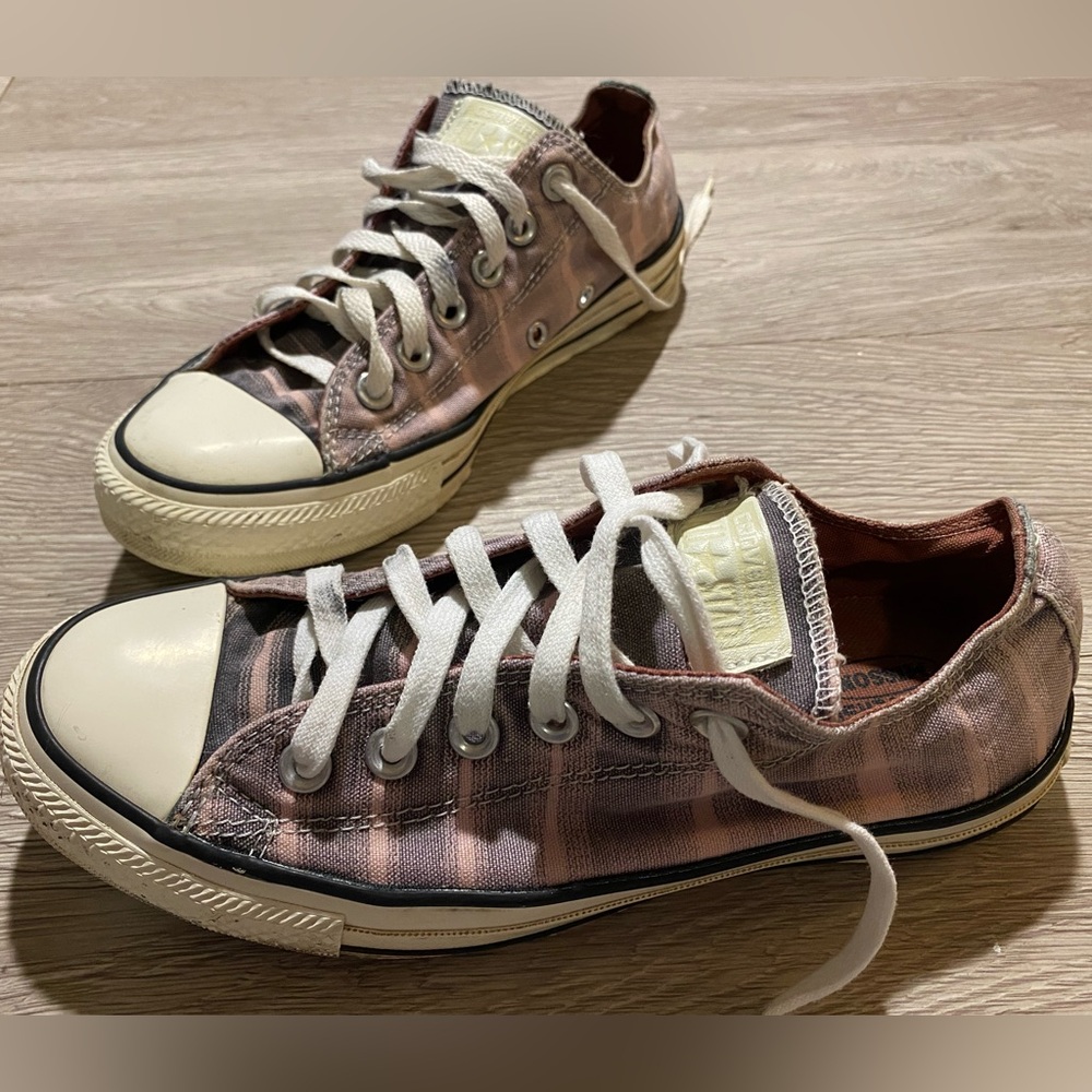 Converse All Star MISSONI Pink/Black Low Tops sz 4 1/2 Y = 6.5 W(?)
